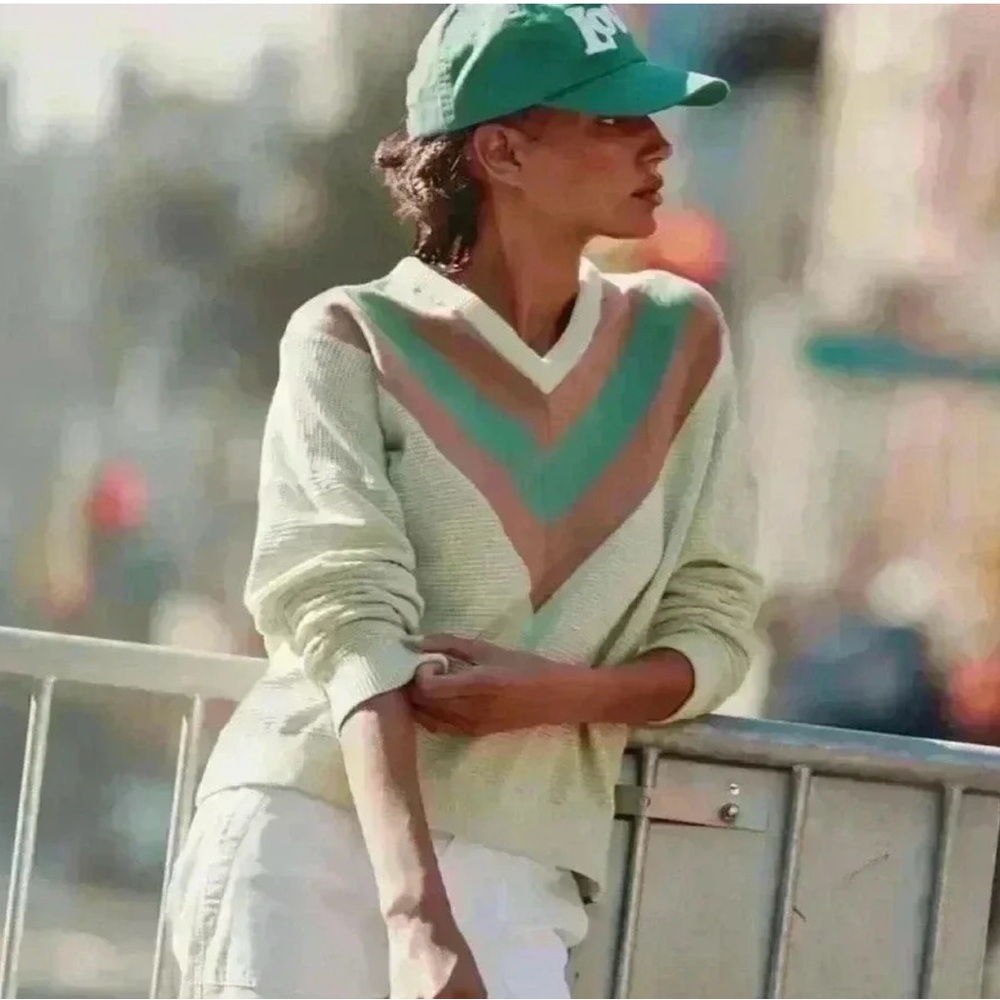 KULE Mint and brown polka dot tennis v-neck